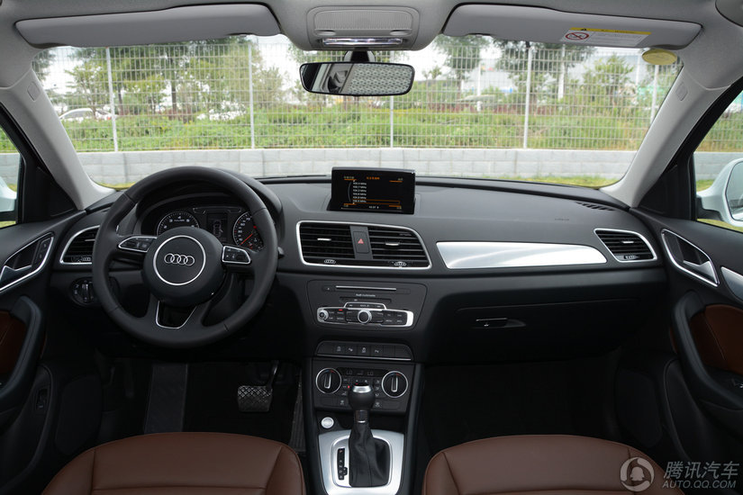 奥迪Q3 2017款 30 TFSI 风尚型