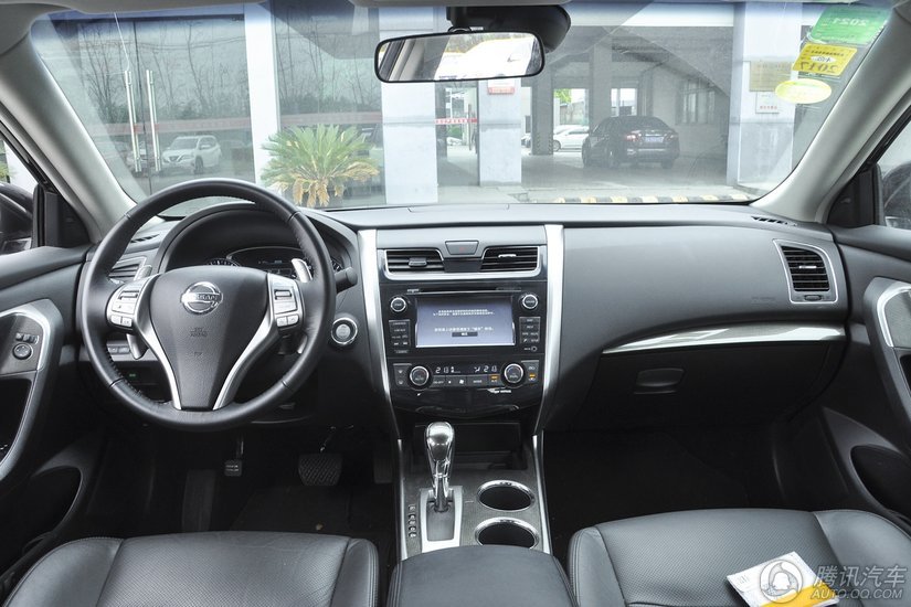 天籁 2015款 2.5L CVT XL-UpperNAVI Tech欧冠尊贵版