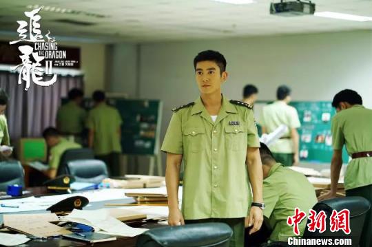 香港警匪片《追龙2》“还原”张子强绑架案