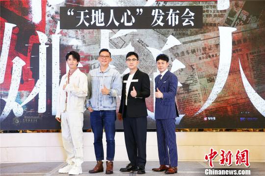 ���ڰ˸������ˡ��ı���ʵ�󰸴���Ϊ��ɫ��������40��