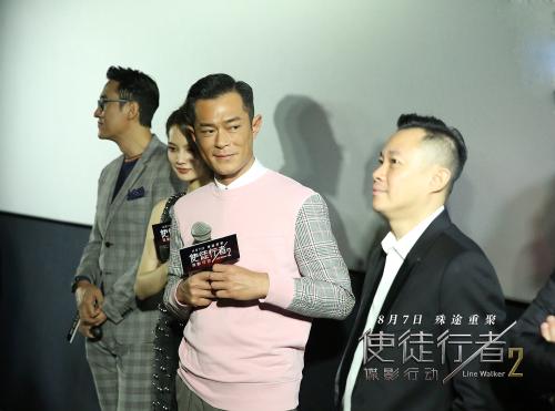 点击进入下一页