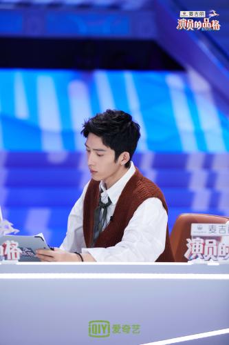 ����Ȼ ��Ŀ�鹩ͼ