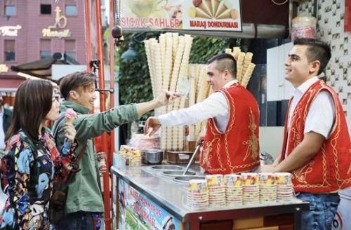 ����������