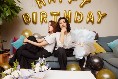 演员江奇霖公布恋情女方周奇奇回应俏皮