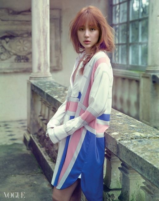 尹恩惠时尚写真公开 颠覆形象展梦幻美(组图)