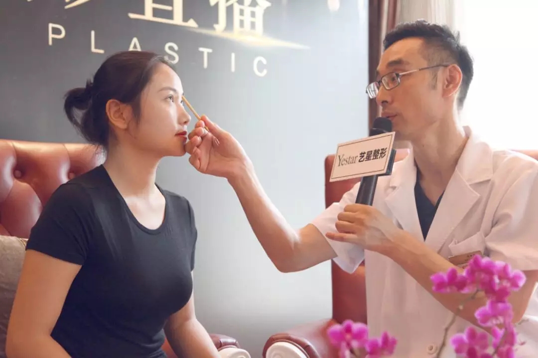 高清揭秘滑板女神北京艺星蜕变之旅!