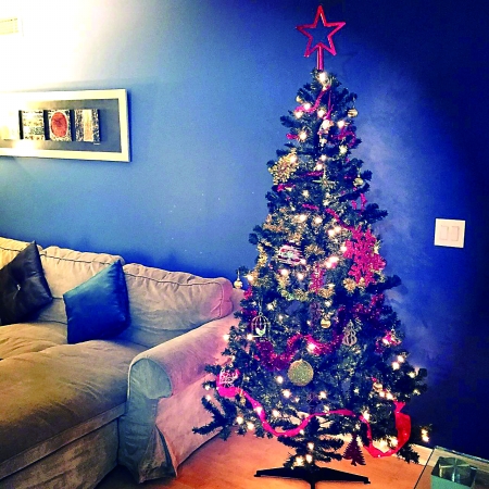 ���ô���΢ޱ��ʥ��װ��