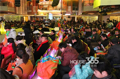 第七届鸠兹茶坊联欢会现场