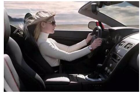 女性朋友如何做到安全驾驶 优信二手车有小妙招