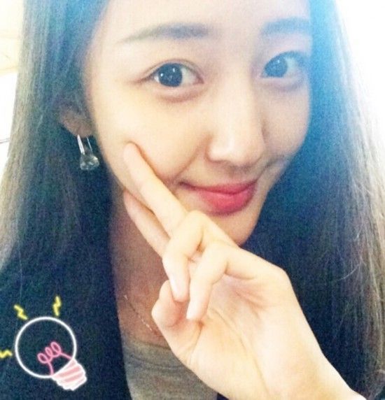 17���տ���Ů���ߺ� ����̫������������ͬ��