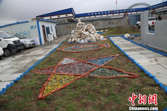 �������4900�׵ĵط������겻����ɫ����Ա�������ש��ʯͷͿ�������޵���ɫ���������� ��