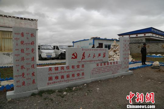 һ�����Ժ�ӣ������ŵ��ǡ�Ϊ������񡱵ı��ġ��������� ��