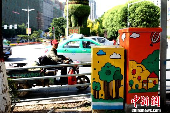 �ຣ������ͷ����䡰�����ʻ����¾�������