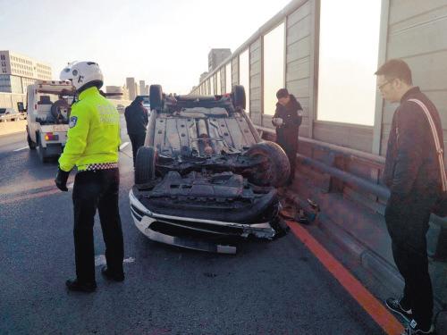 ���������ڸ߼��������ĳ����ǡ�̧����һ������