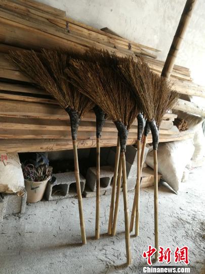 ��ɨ����˳�����ũ���ĸ�ҵ ���� ��