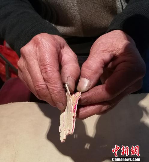 ������ͷ����Ҫ40�������������Ҫ��ֽ��ˮ�ٝ�24Сʱ���ٴ�13�㵽16�����ӡ������Ӣ ��