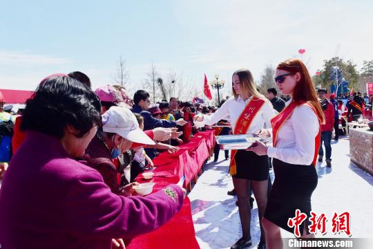 ����˹����ΪȺ��ʢ���� �ܳ�ƽ ��