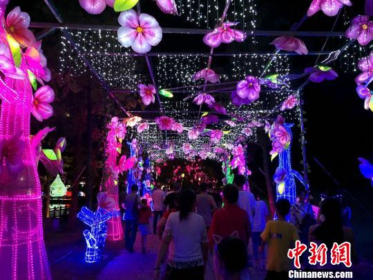 ��Ѱ���һ�Դ�����͵ƹ���껪չ���ơ����췽��ͼ