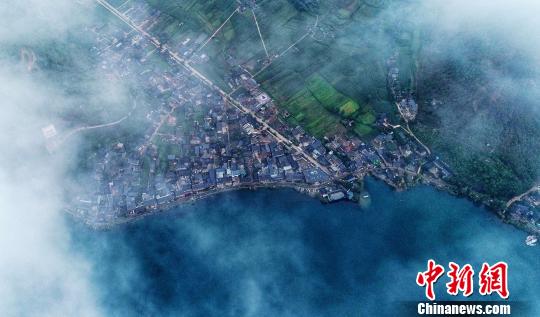 ������ϵ�Ħ���ĺ�Ժ���Ϸ����ջ���߻顱����ǽ