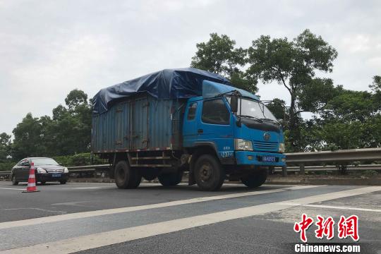 ͼΪ�����о��γ����ֳ�ִ������ϵͳ��������� ��