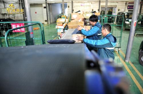 点击进入下一页