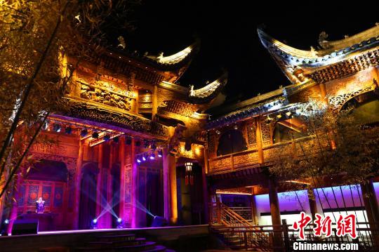 ͼΪ��������Ҥ������������Ϸ̨���������� ��