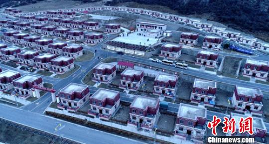 ���������д�һ����Ư���Ĳ�ʽ��Ӵ������¡������ҿ� ��