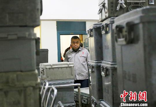 ̽�����С��ؽ��ˡ���һ����˻��ҿ��Ƴ��1.6Ȧ