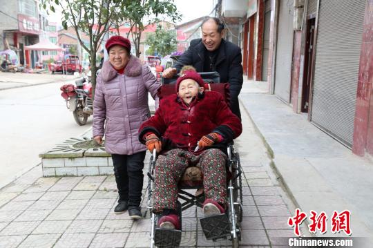 ĴһѮʮϤչ˳ĸ׸ж