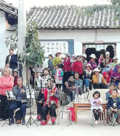 ��һ���������˺ܶ��ˡ���