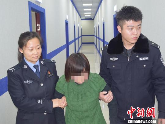 女贼走街串户盗窃其中一家被“光顾”五次浑然不觉