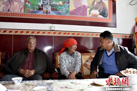 ͼΪл�ղ������ط�ƶ������Ա�������������� ��