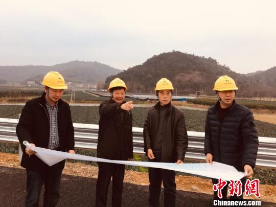 ����·�ߡ�14����Բ�Σ��̾��㽭�غ���δ��