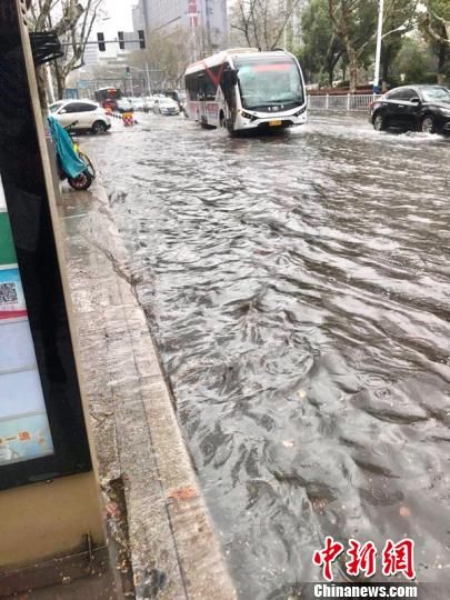 �㽭���ܱ���Ӱ�졣������ ��