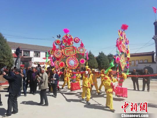 ���Ṳ�������죬��Ҳ��Ϊ����Ⱥ�ڵ������Ļ�ʢ�硣�������� ��