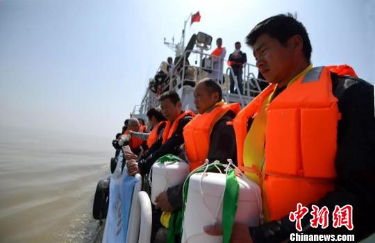 ͼΪ���㽭̨�ݾ����׽켯�庣���ͱ���ʽ��������ί������