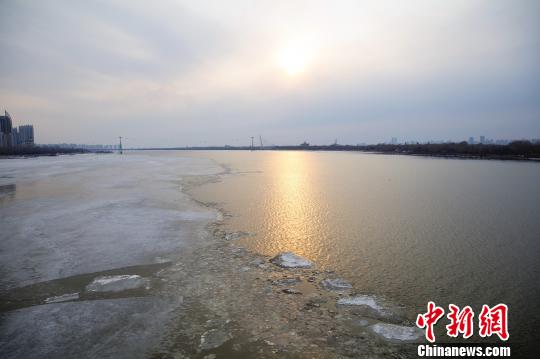 �ɻ���������˳������ ��Ʒ ��