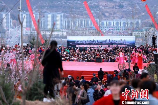 ��ʮ�����������ɽɽ������Ļ