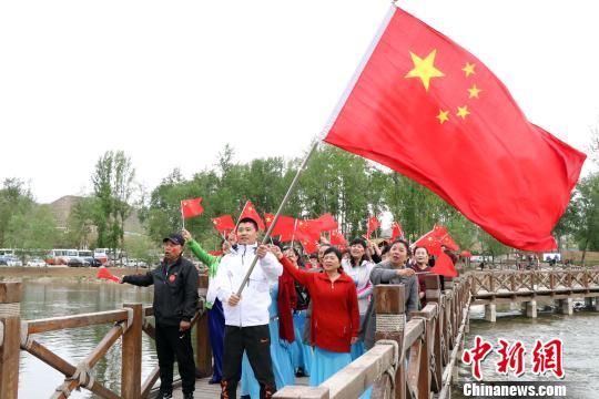 ���չ����߶��������ӿ������������ ��