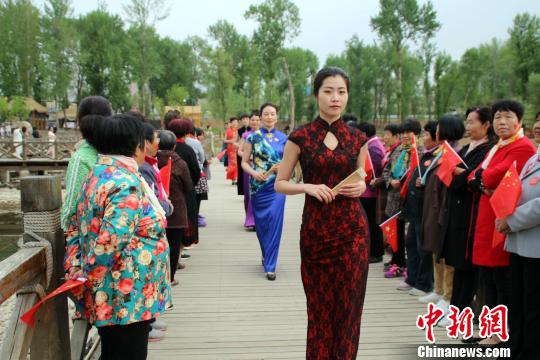 ����ģ������ˮ�����ſ����С��������� ��