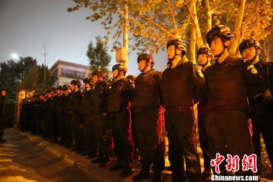 �ȷ�������ǰ�ⶨ�����������ϸ������̽��о�������ͼΪ�ֳ�ִ�ھ�����������˶ ��