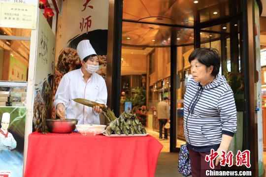 �������Ͼ���·�ϵ��������˹���ǰ���ֳ������ӡ��������� ��