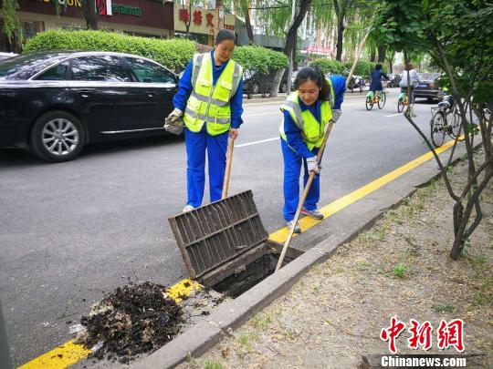 ����÷��ͬ������������ˮ���������Ӣ ��