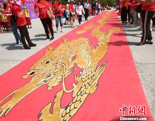 ͼΪ�����ǹ�ͬ���Ƶġ��й��������ٻ�ɽ����