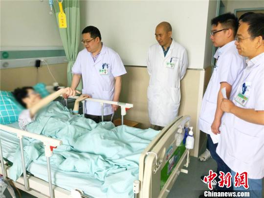 �Ⱦ�Ӧ�ꡢ���͵���������30�ꡰ�Ӱ���г�ȫθ