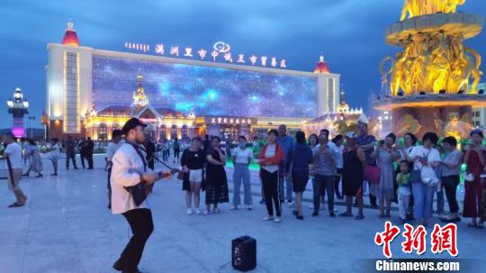 ͼΪ���������ж�����ó�����ڶ����ͻ������ж�������ơ�ƽ��ֳ������ƽ ��