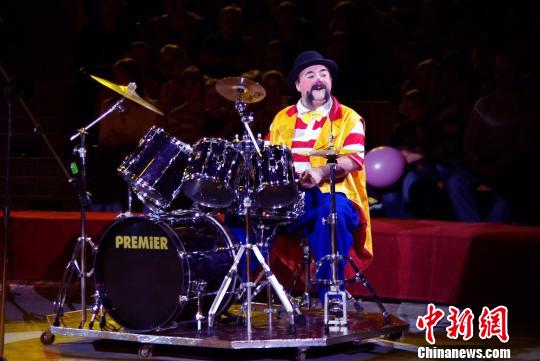 ����˹��ѫ�����ҡ�ħ����ʦ��˹ά�� ���� ��