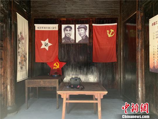 �����������Ӵ� �ɽ��� ��