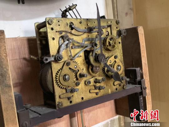 ͼΪ�����ڲ���ϸ�Ļ�е�ṹ ��һ�� ��