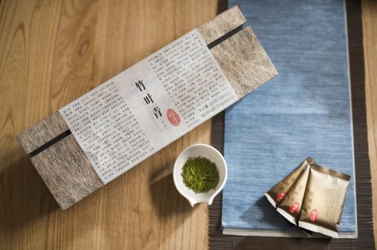 ��Ҷ��Xǧ���ߵ�����һ����ü��ɽ�̲�����ܲ�֮��